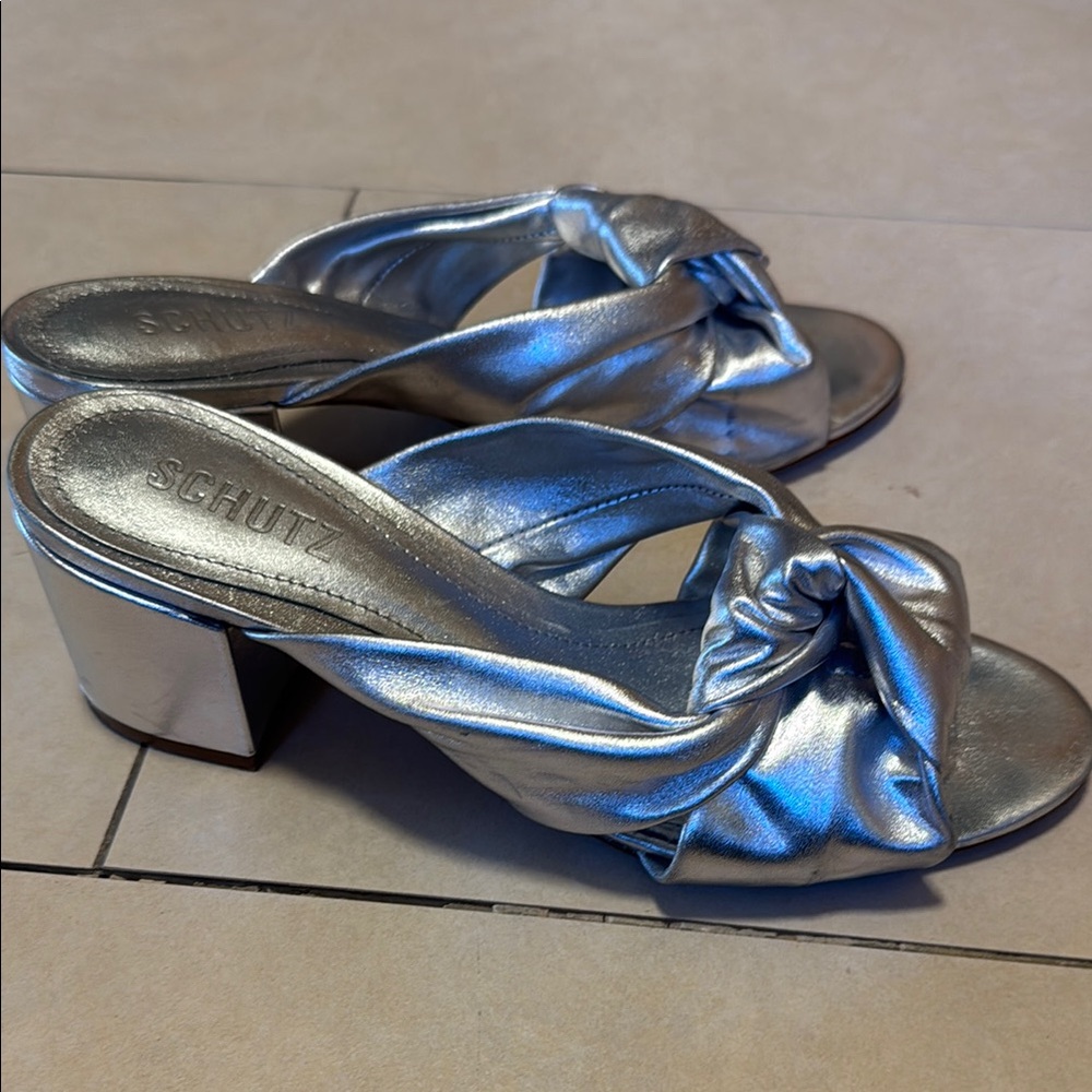 SCHUTZ Metallic Silver Mules - Picture 4 of 4
